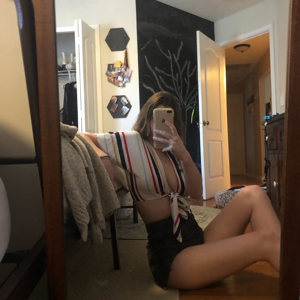 Forever 21 striped cropped front tie shirt.